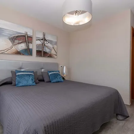 Port Royale 64 - Two Bed Penthouse *