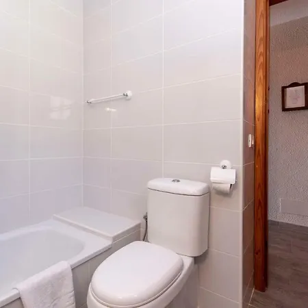Port Royale 64 - Two Bed Penthouse