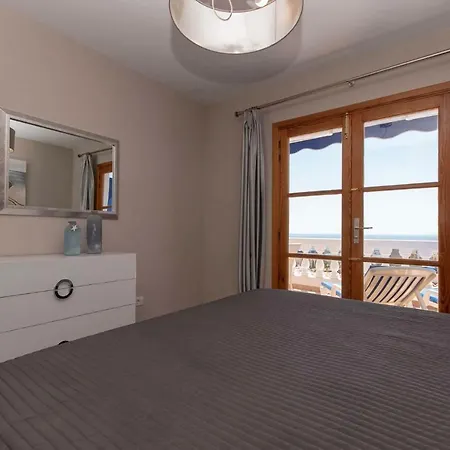 Port Royale 64 - Two Bed Penthouse Los Cristianos (Tenerife)