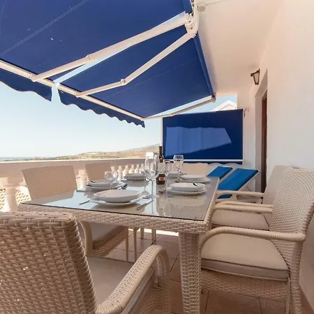 Port Royale 64 - Two Bed Penthouse